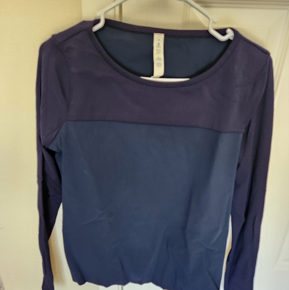Lululemon 2 tone long sleeve